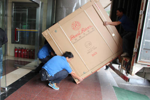 康定钢琴贵重工艺品无忧运